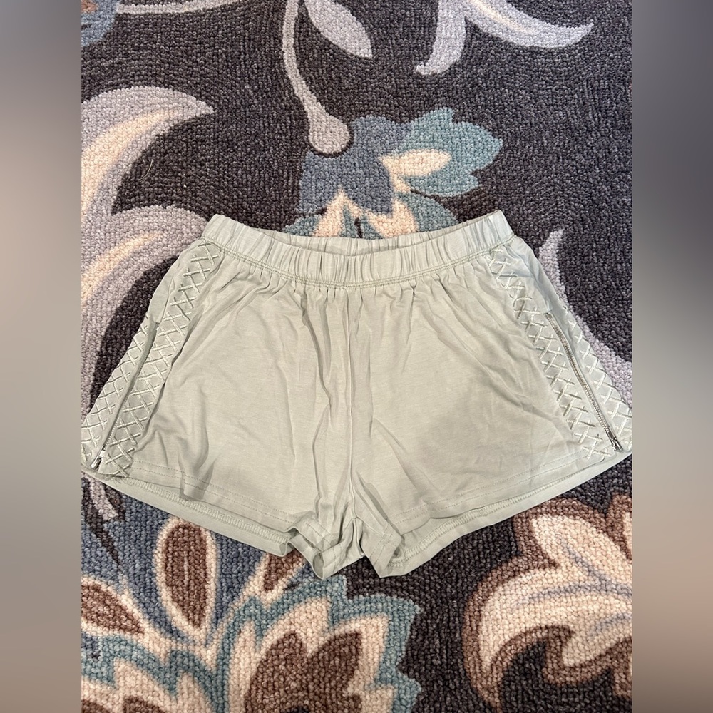 BRAND NEW POL SHORTS